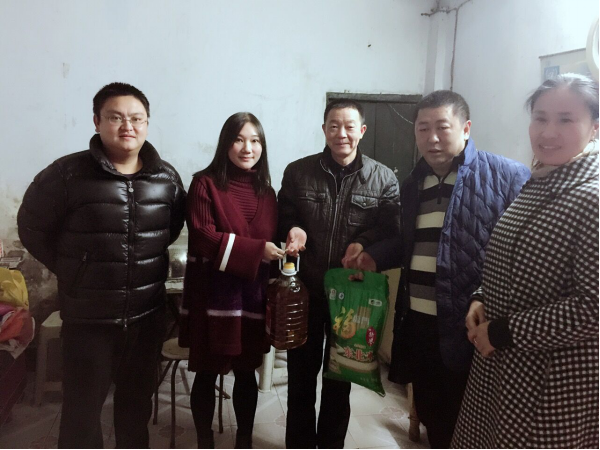傳遞真情 冬日送暖