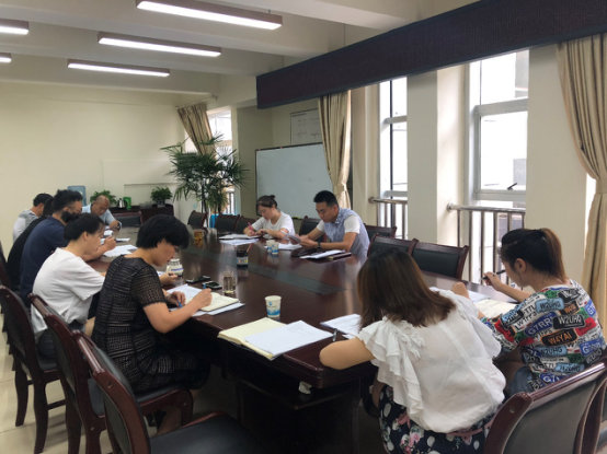 臨港公司傳達(dá)學(xué)習(xí)市委五屆六次全會精神