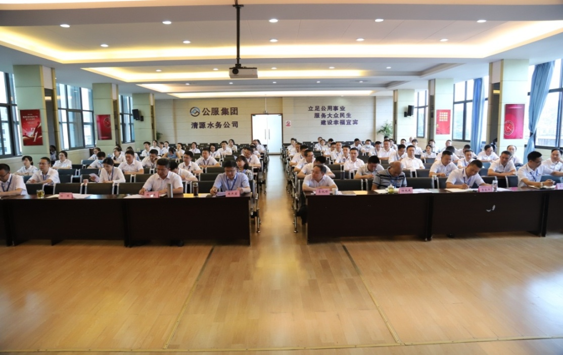 打響機(jī)構(gòu)人事改革“第一槍”，爭(zhēng)當(dāng)推動(dòng)公服發(fā)展“排頭兵”