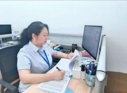 《榜樣在身邊》系列報道——杜莉、何振南 扎根基層踐初心 恪盡職守顯擔當